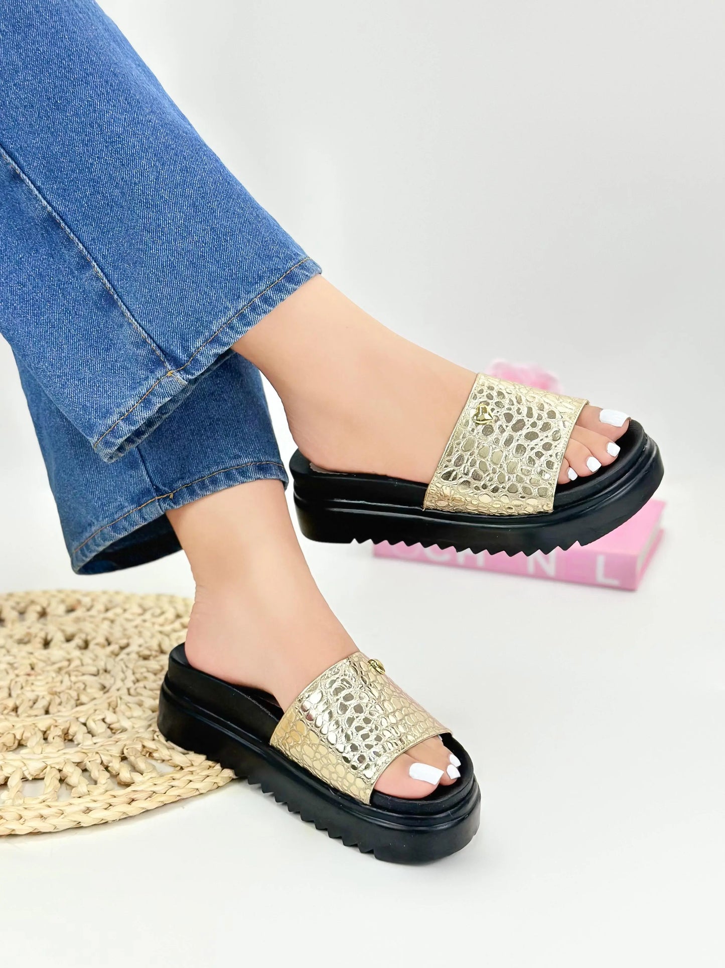 Sandalias Ortopédicas Shailon hechas en cuero 100%